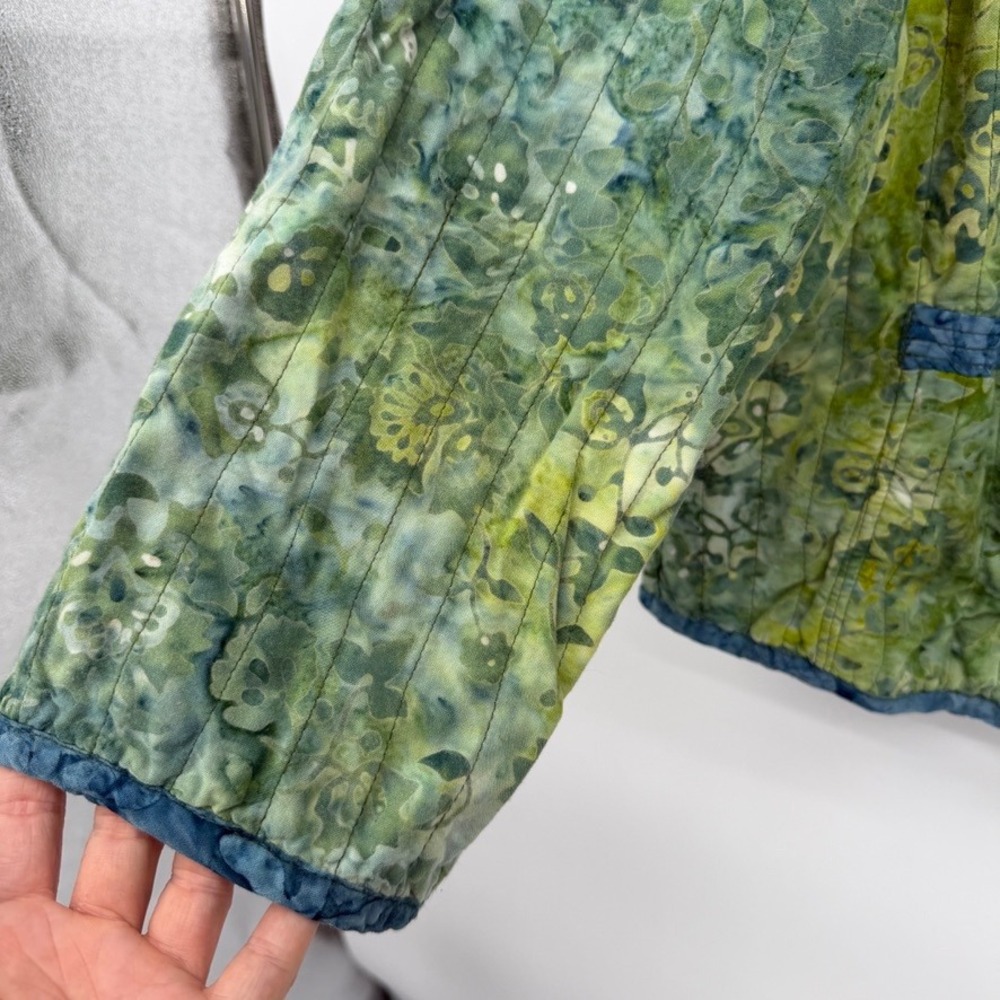 Frivolous by La Blend Reversible Quilted Batik Jacket Green Blue Floral Boho LG - Picture 5 of 13